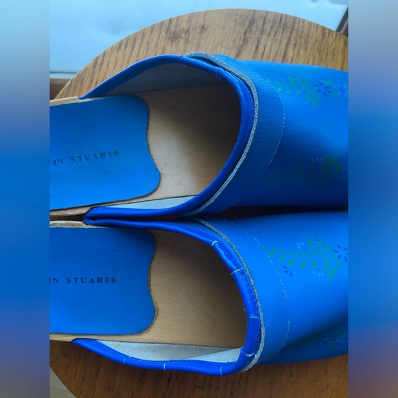 Bright Blue Colin Stuart Leather Clogs with Floral Detail - Picture 12 of 13